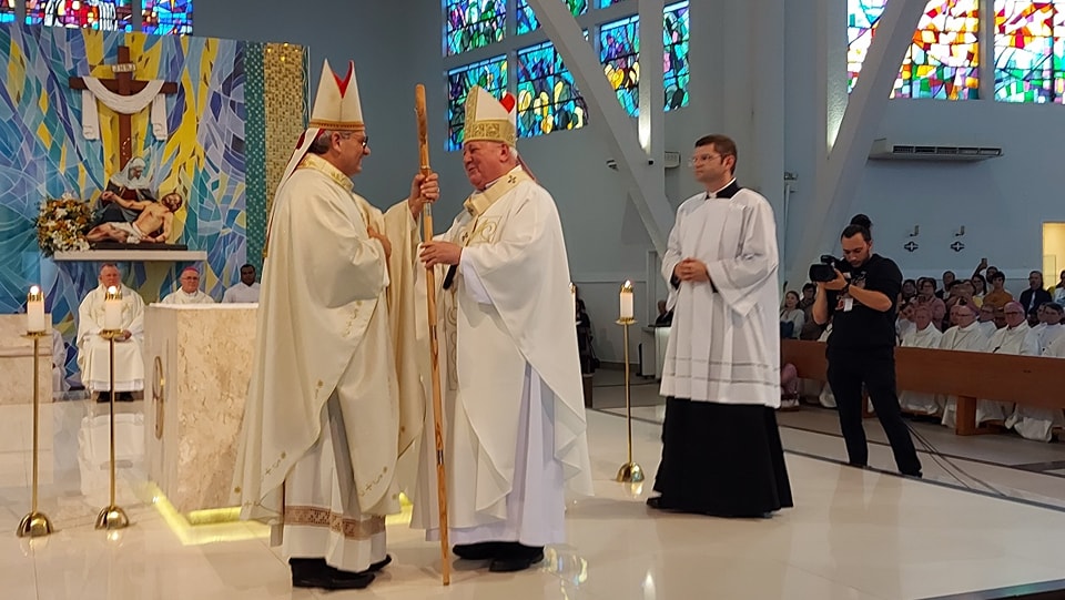 Dom Adilson Toma Posse Como Bispo Da Diocese De Tubar O Arquidiocese