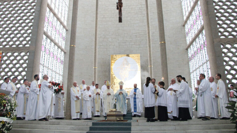 X Encontro Mundial das Famílias  Paróquia de São Francisco Xavier